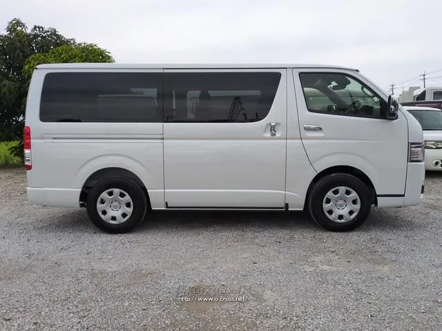 トヨタ ハイエースバン
