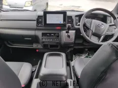 トヨタ ハイエースバン