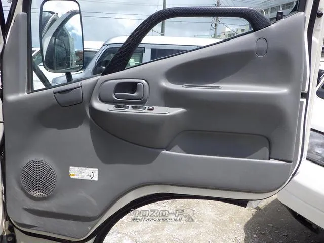 日野自動車 デュトロ