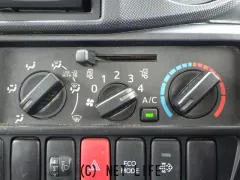 日野自動車 デュトロ