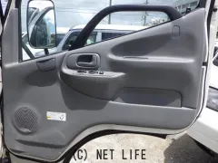 日野自動車 デュトロ