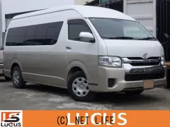 トヨタ ハイエース