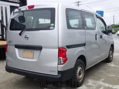 日産 NV200バネットバン