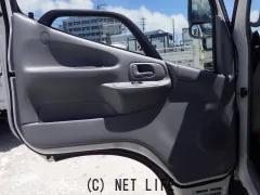 日野自動車 デュトロ