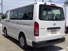 トヨタ ハイエースバン
