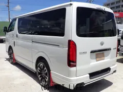トヨタ ハイエースバン