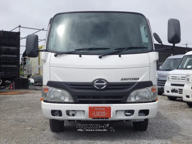 日野自動車 デュトロ