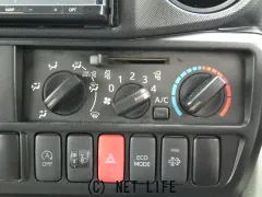 日野自動車 デュトロ