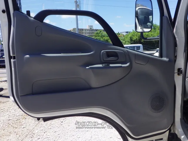 日野自動車 デュトロ