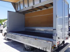 日野自動車 デュトロ