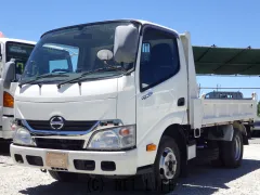 日野自動車 デュトロ