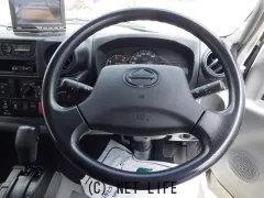 日野自動車 デュトロ