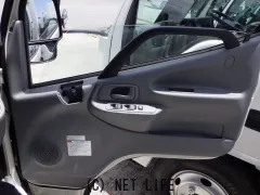 日野自動車 デュトロ
