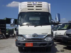 日野自動車 デュトロ