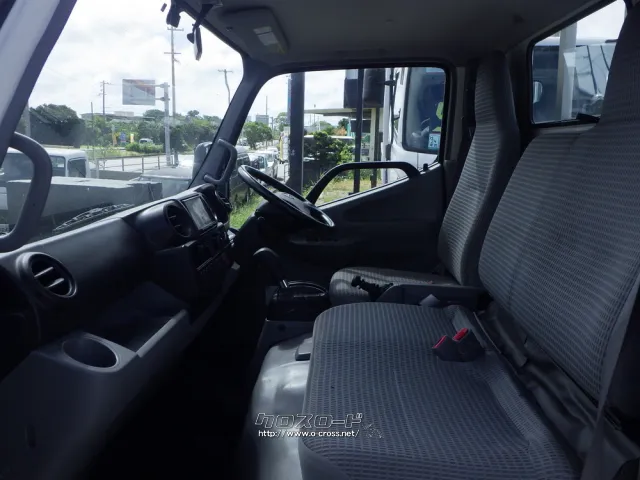 日野自動車 デュトロ