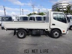 日野自動車 デュトロ