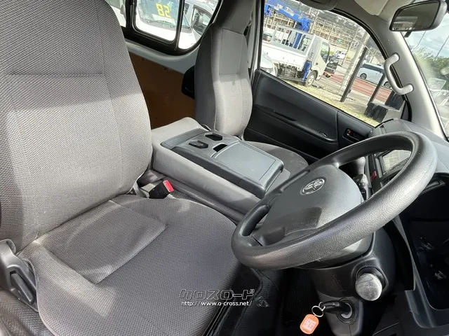 トヨタ ハイエースバン