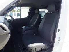 トヨタ ハイエースバン