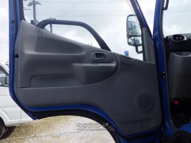 日野自動車 デュトロ