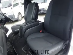 トヨタ ハイエースバン