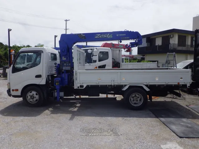 日野自動車 デュトロ