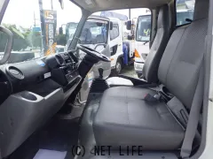 日野自動車 デュトロ