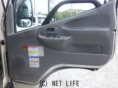 日野自動車 デュトロ