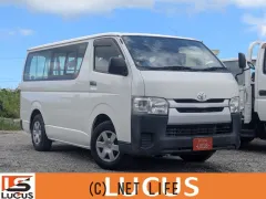 トヨタ ハイエースバン