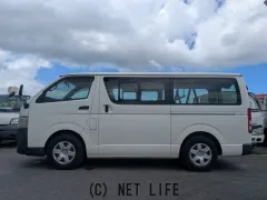 トヨタ ハイエースバン