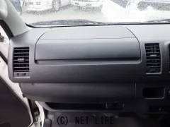 トヨタ ハイエースバン
