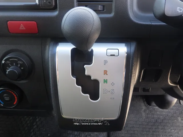 トヨタ ハイエースバン