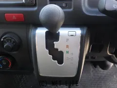 トヨタ ハイエースバン