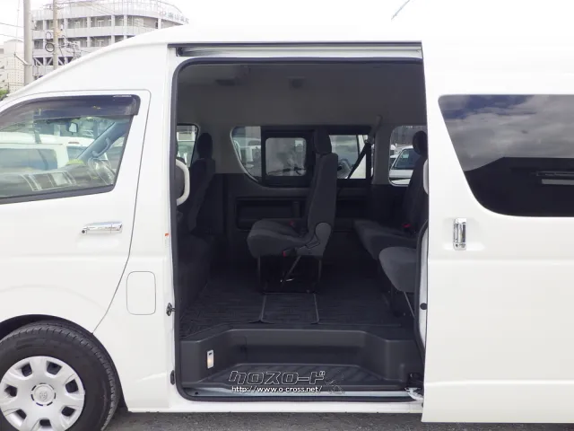 トヨタ ハイエース