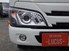 日野自動車 デュトロ