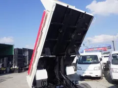 日野自動車 デュトロ