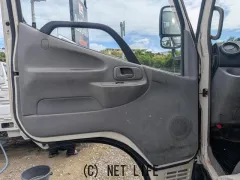日野自動車 デュトロ