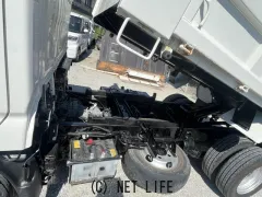 日野自動車 デュトロ
