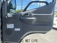 日野自動車 デュトロ