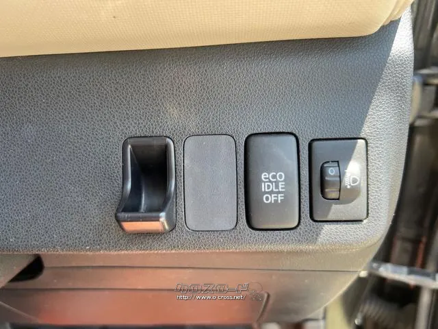 ダイハツ ミラココア