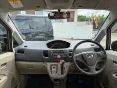 ダイハツ ムーヴ