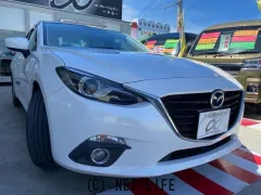 マツダ アクセラ