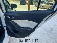 マツダ アクセラ