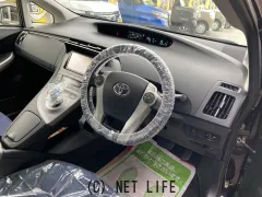 トヨタ プリウス