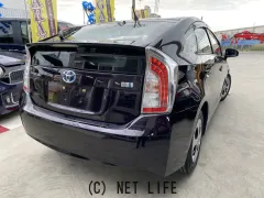 トヨタ プリウス