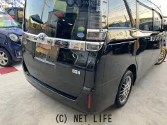 トヨタ ヴォクシー