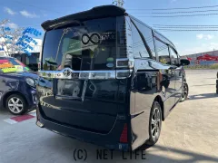 トヨタ ヴォクシー