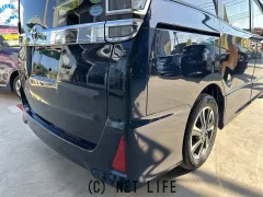 トヨタ ヴォクシー