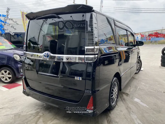 トヨタ ヴォクシー