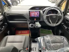 トヨタ ヴォクシー