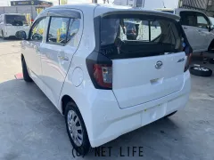 ダイハツ ミライース